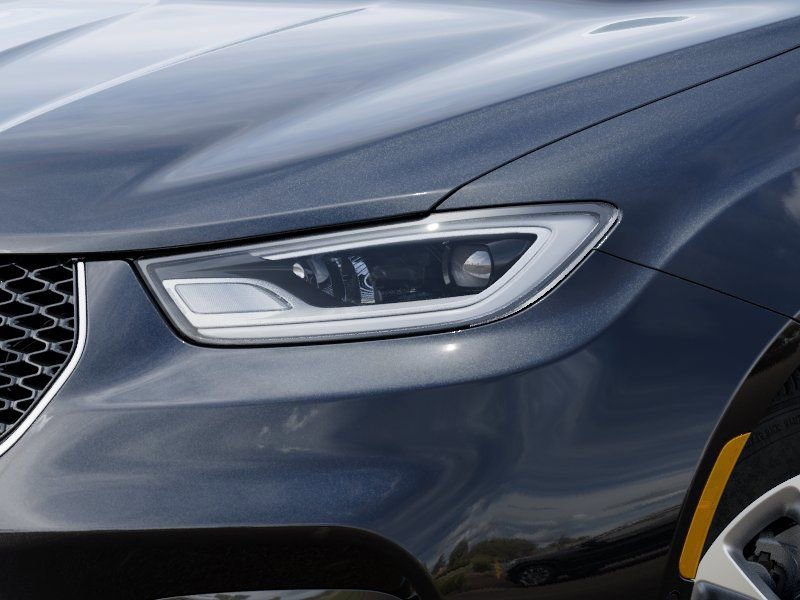 New 2026 Chrysler Pacifica Limited image 12