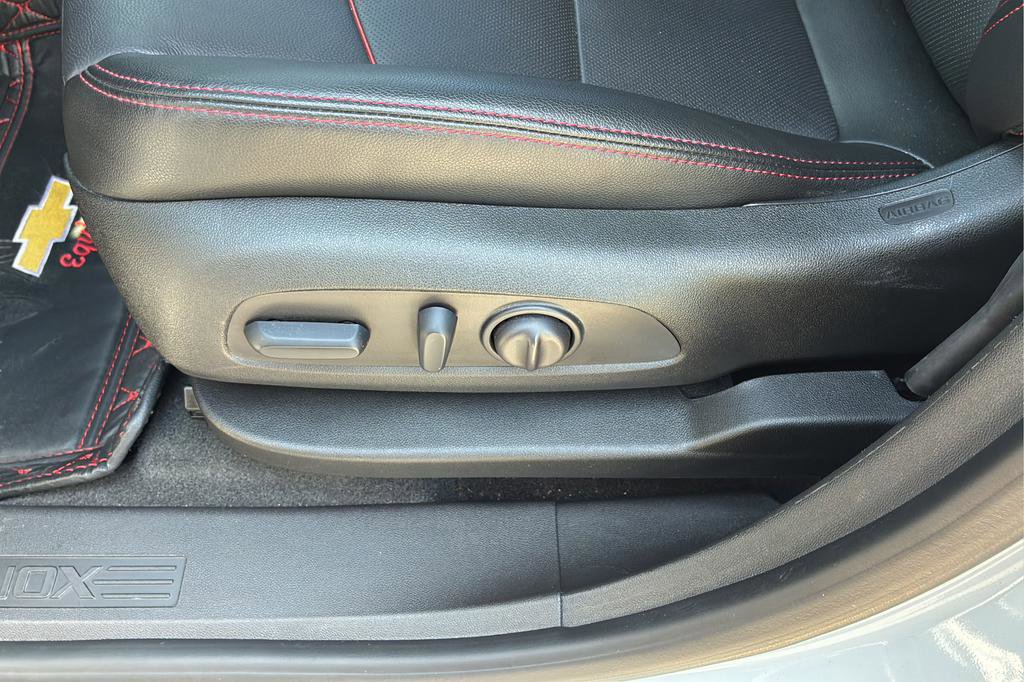 Used 2024 Chevrolet Equinox RS w/ RS Leather Package FWD image 14