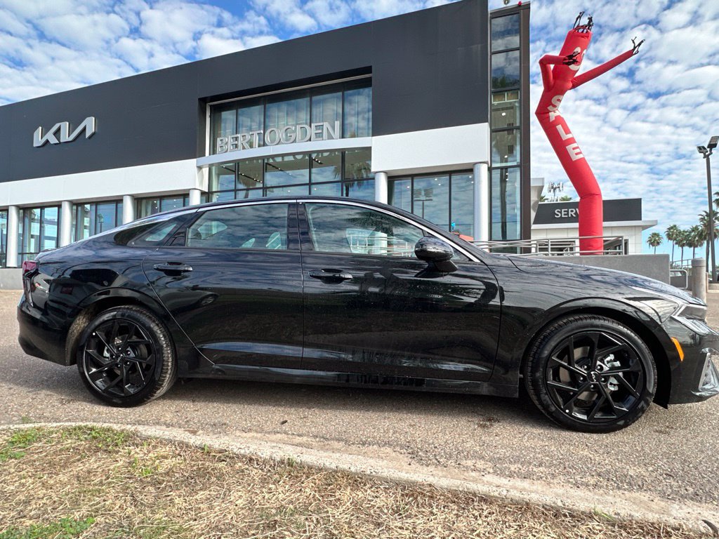 New 2026 Kia K5 GT-Line image 3