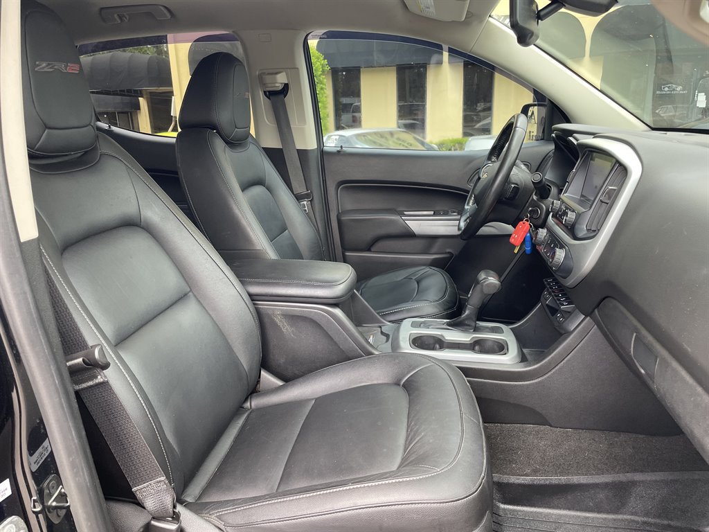 Used 2018 Chevrolet Colorado ZR2 w/ ZR2 Midnight Special Edition AWD/4WD image 23