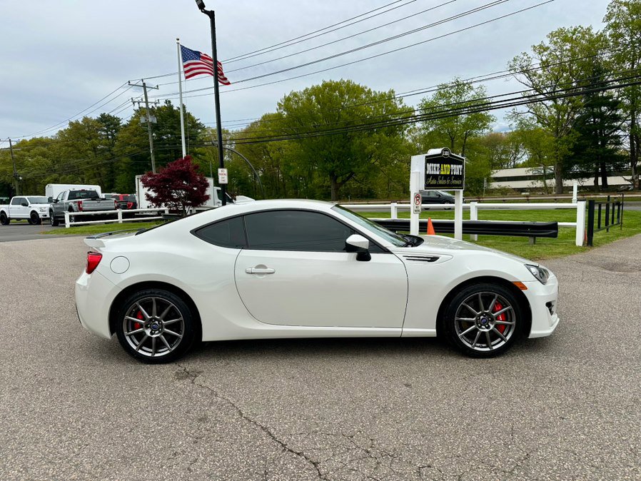 Used 2018 Subaru BRZ Limited w/ Performance Package RWD image 5