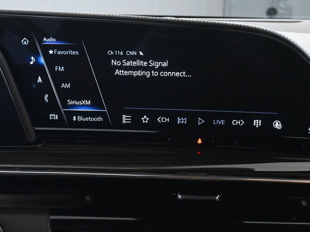 Used 2022 Cadillac Escalade Premium Luxury image 36