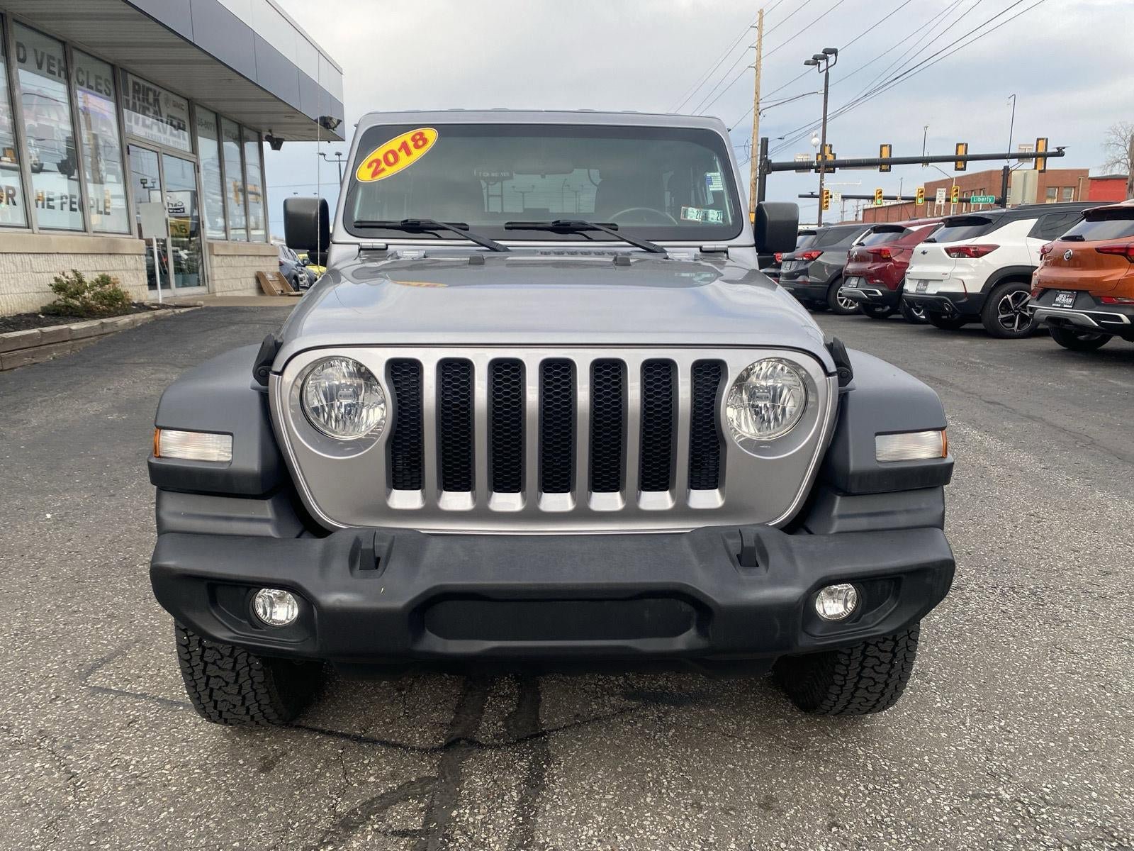Used 2018 Jeep Wrangler Sport AWD/4WD image 13