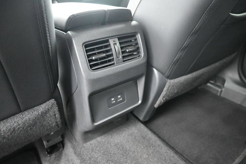 Used 2023 Nissan Rogue SL FWD image 13
