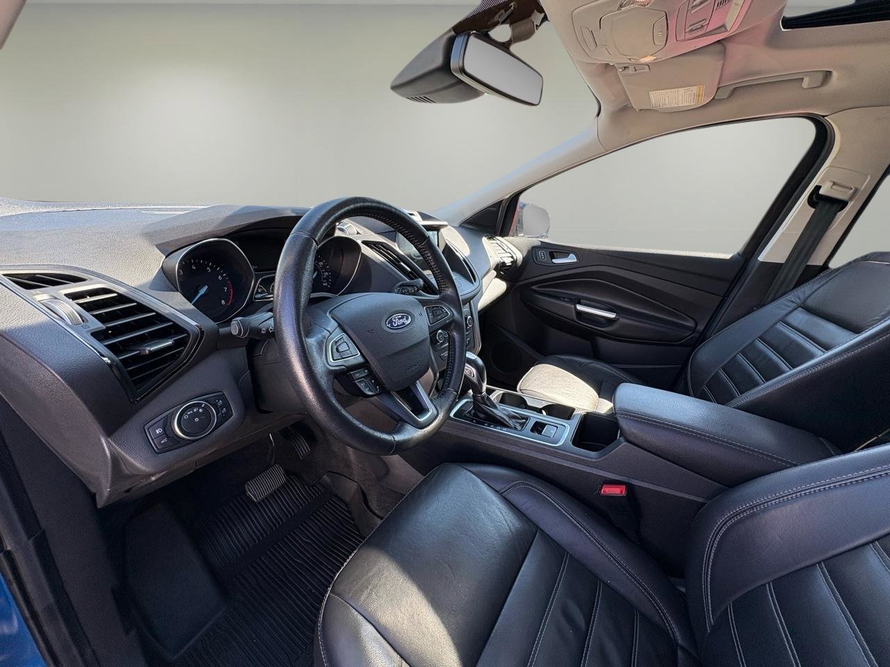 Used 2018 Ford Escape SEL w/ Ford Safe & Smart Package image 15