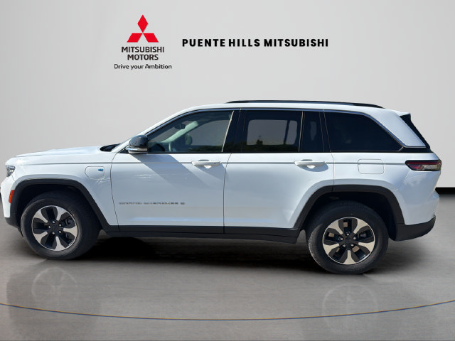 Used 2024 Jeep Grand Cherokee Limited 4xe AWD/4WD image 8
