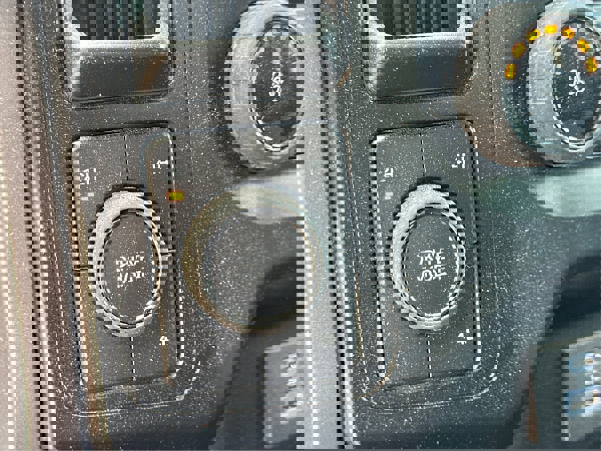 Used 2023 Ford F150 XLT image 35