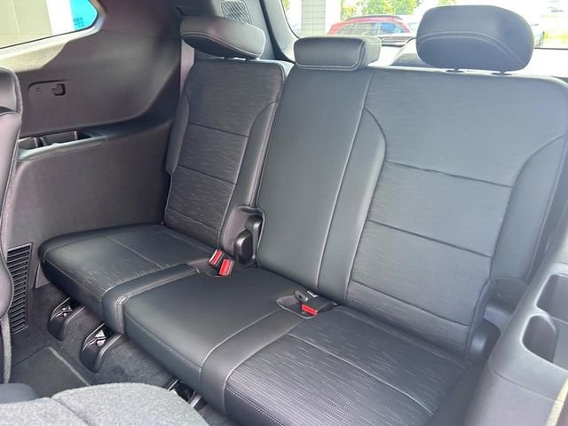 New 2025 Buick Enclave Sport Touring w/ Super Cruise Package image 6