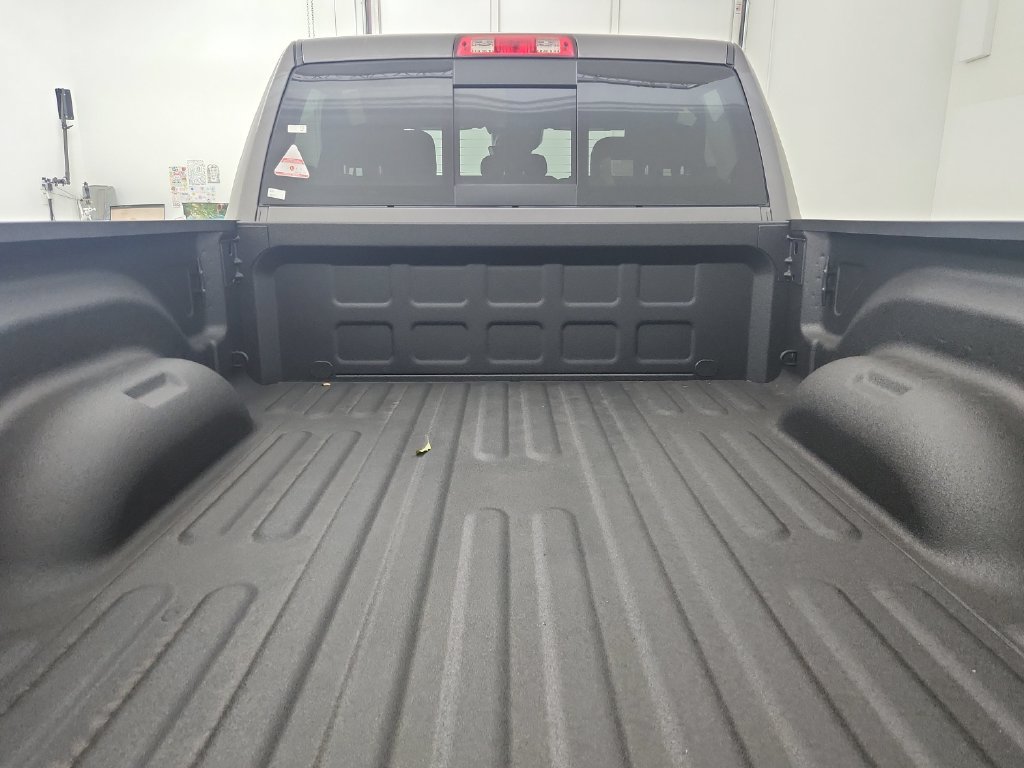 New 2026 RAM 2500 Tradesman AWD/4WD image 32