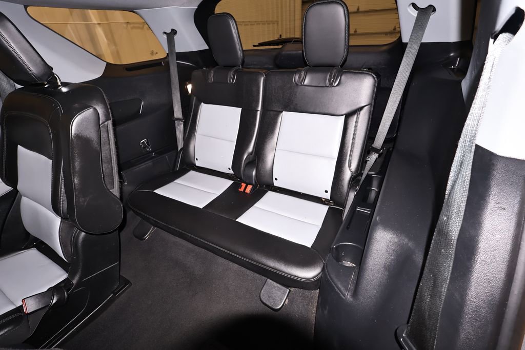 Certified 2023 Ford Explorer XLT w/ Equipment Group 202A image 16