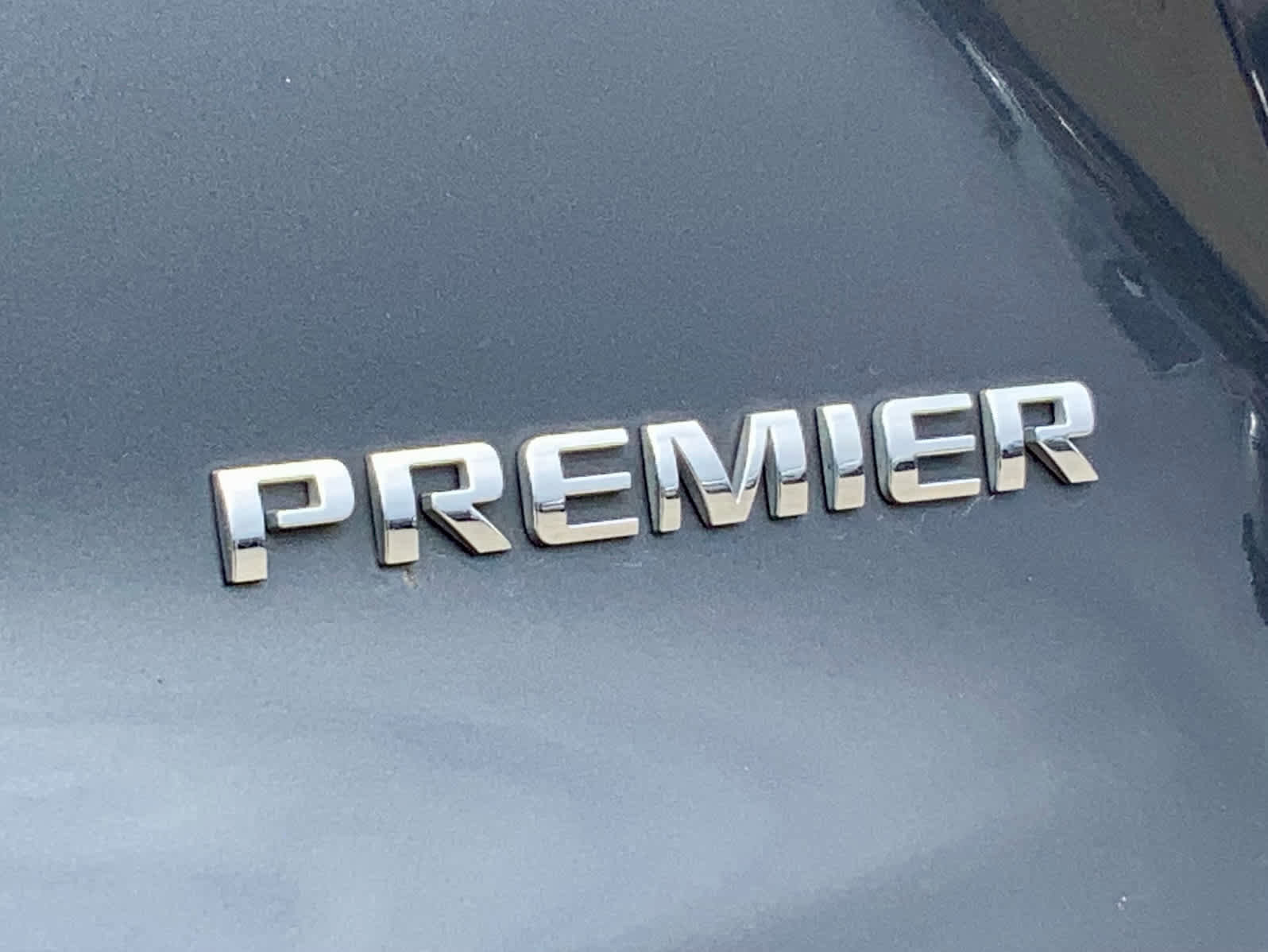 Used 2022 Chevrolet Blazer Premier image 19