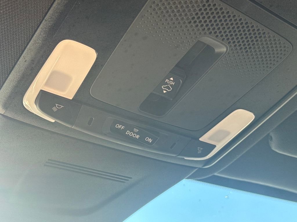 Used 2025 Honda CR-V Sport image 29