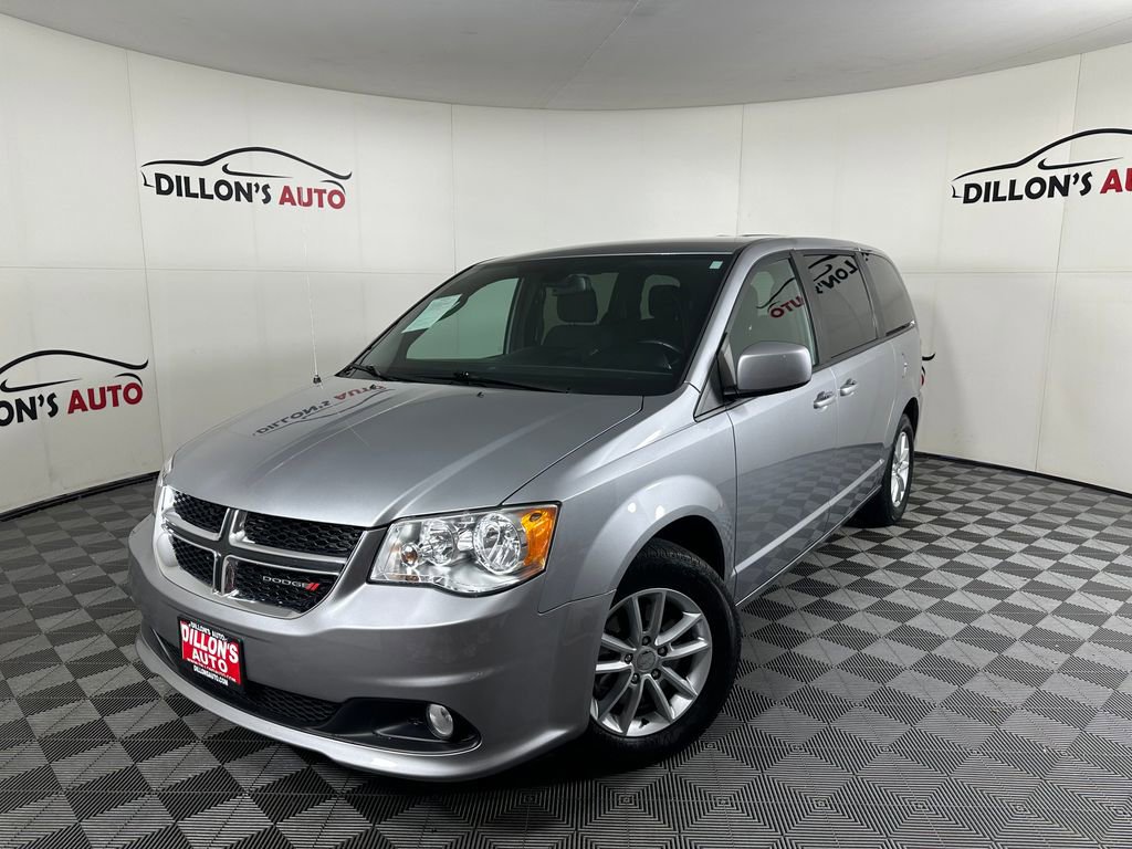 Used 2020 Dodge Grand Caravan SE image 1