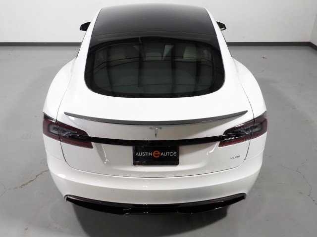 Used 2021 Tesla Model S Plaid image 8