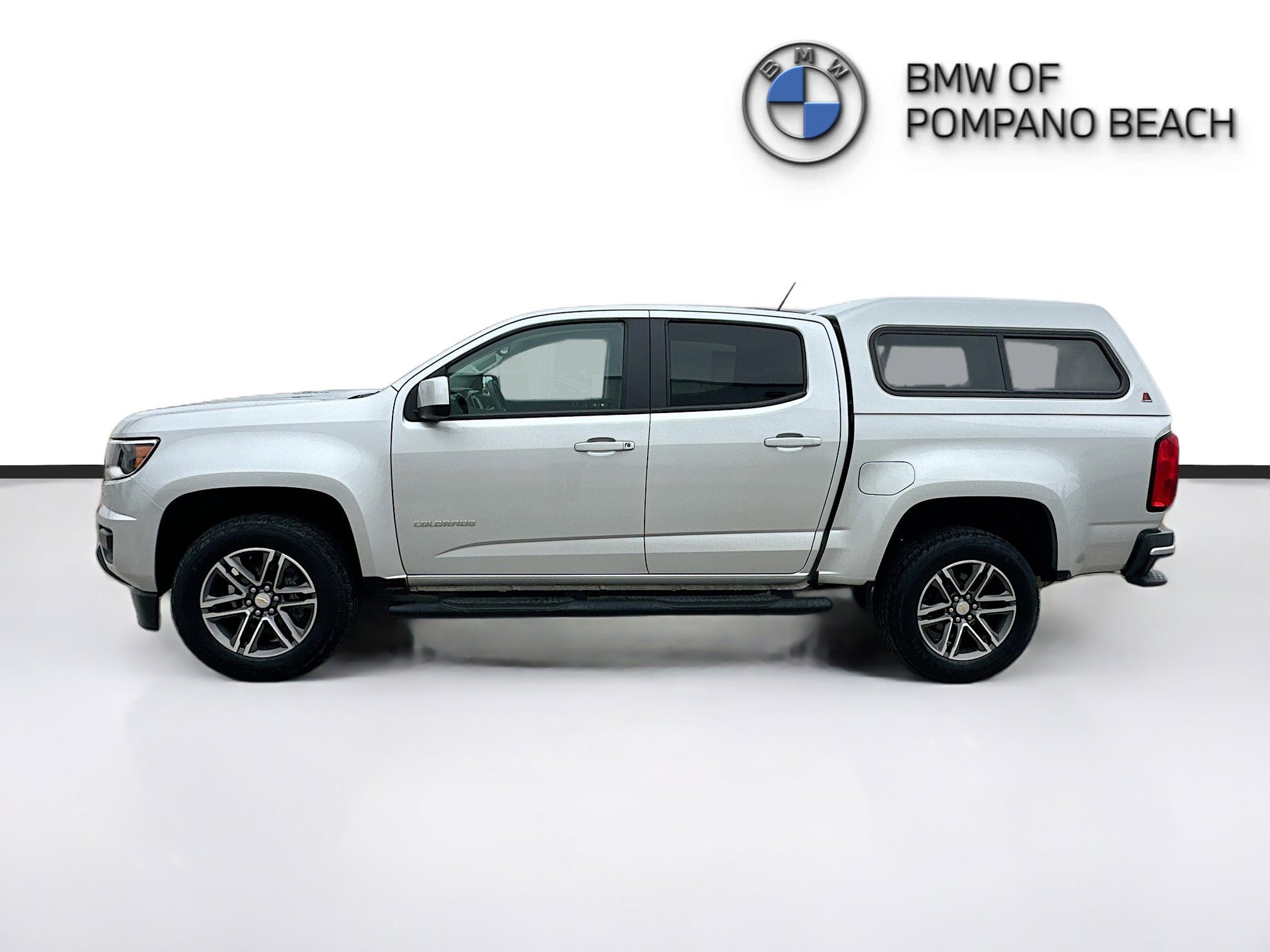 Used 2020 Chevrolet Colorado W/T w/ Custom Special Edition image 4