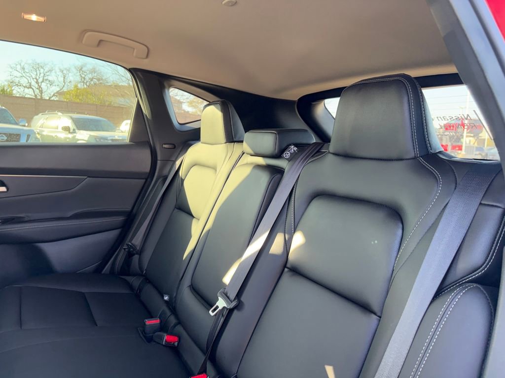 Used 2025 Nissan Murano SV image 26