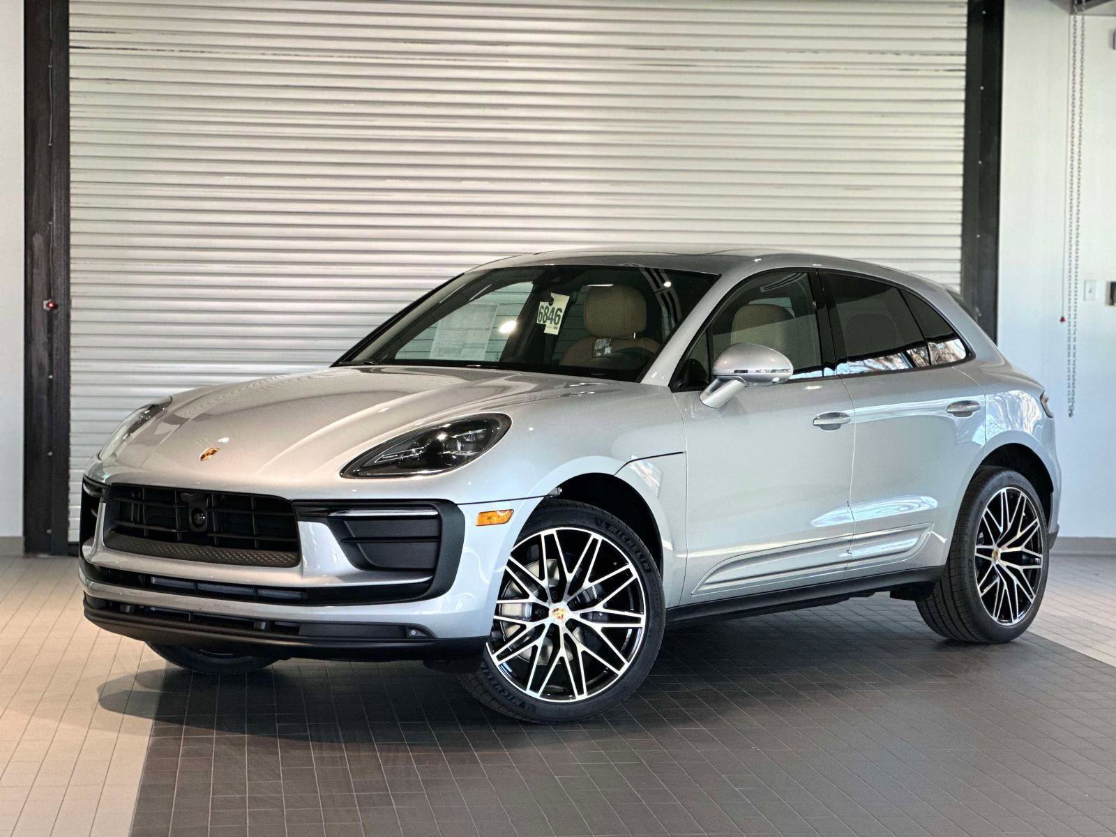 New 2026 Porsche Macan image 1