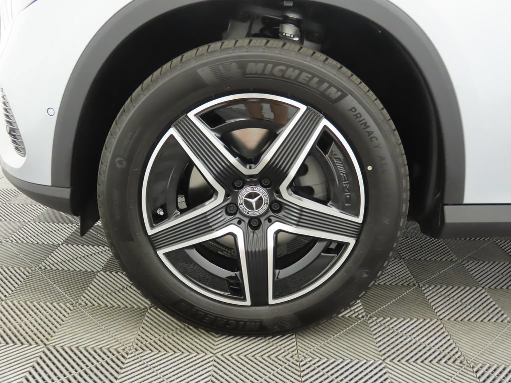 Certified 2026 Mercedes-Benz GLC 300 4MATIC image 32
