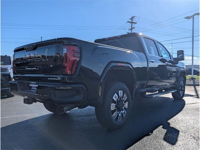 New 2026 GMC Sierra 3500 Denali w/ Denali Reserve Package image 7
