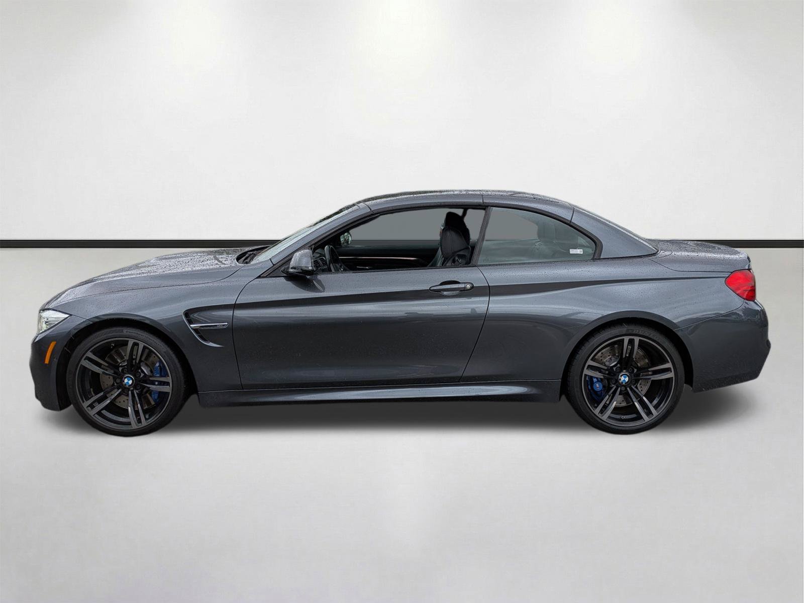 Used 2016 BMW M4 Convertible RWD image 7