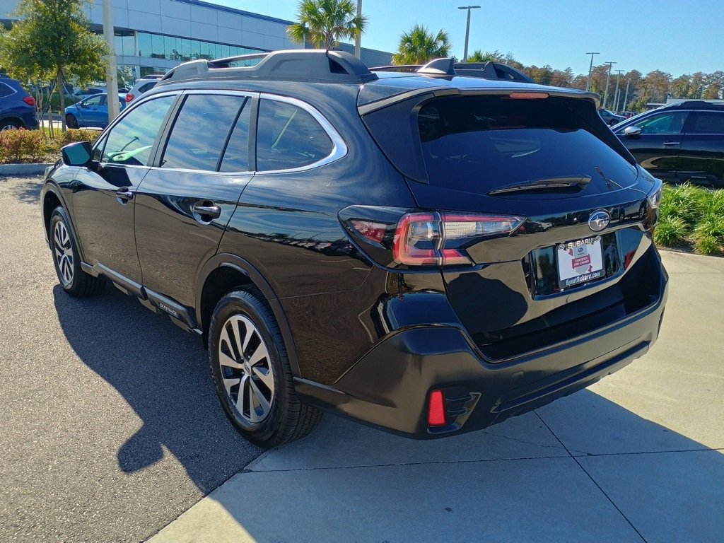 Certified 2022 Subaru Outback Premium image 7