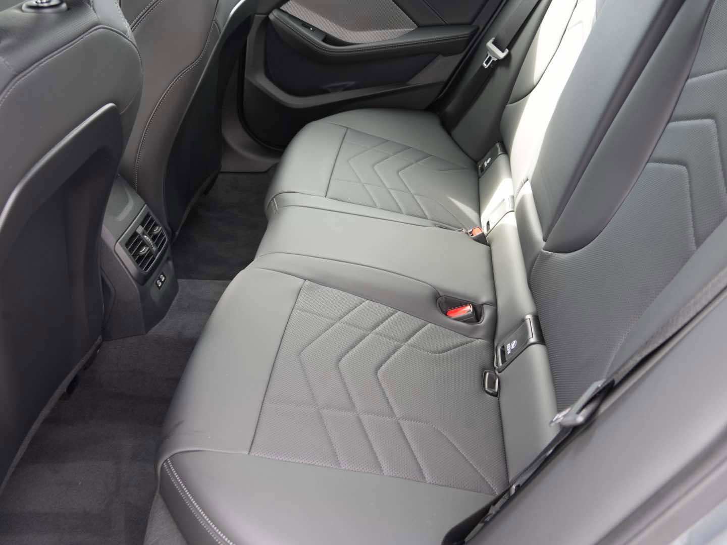 New 2026 BMW 228i xDrive 228 xDrive AWD w/ Technology Package image 10