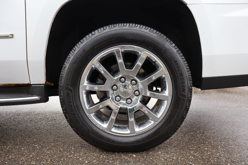 Used 2017 GMC Yukon XL Denali w/ Open Road Package image 31