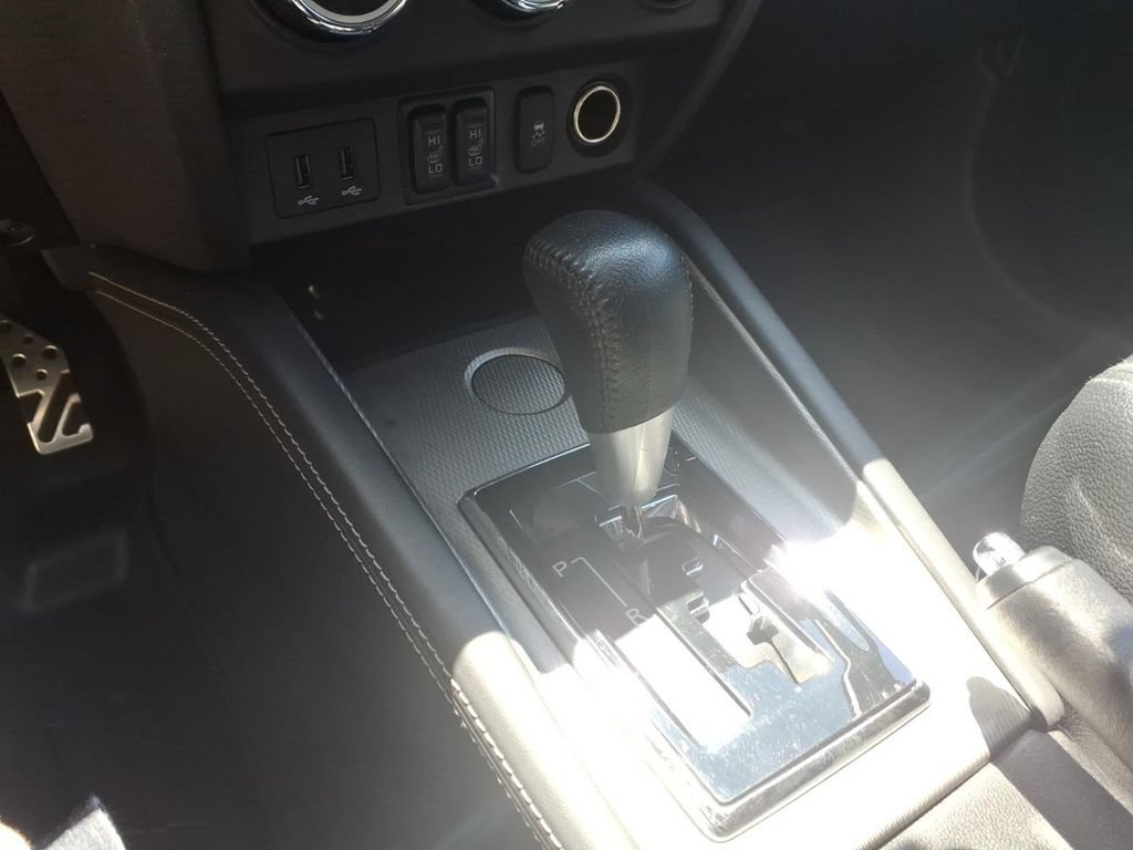 Used 2018 Mitsubishi Outlander Sport SEL FWD image 25