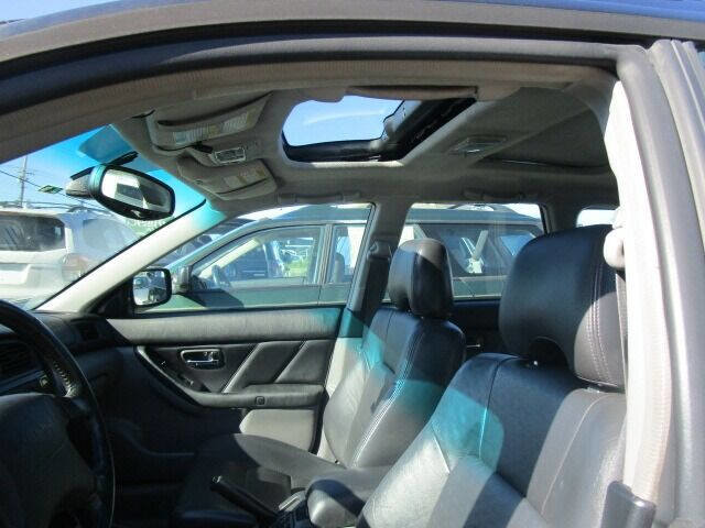 Used 2000 Subaru Outback Limited image 39