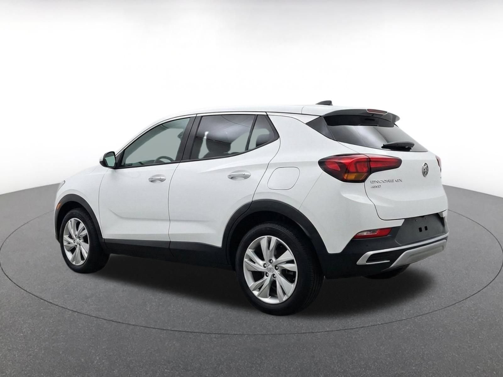 Used 2025 Buick Encore GX Preferred AWD/4WD image 6