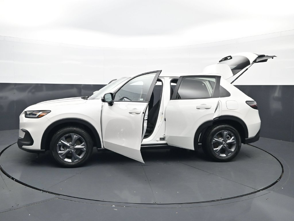 Certified 2026 Honda HR-V LX image 64