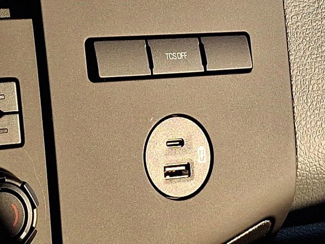 Used 2023 Ford F650 2WD Regular Cab Super Duty image 22