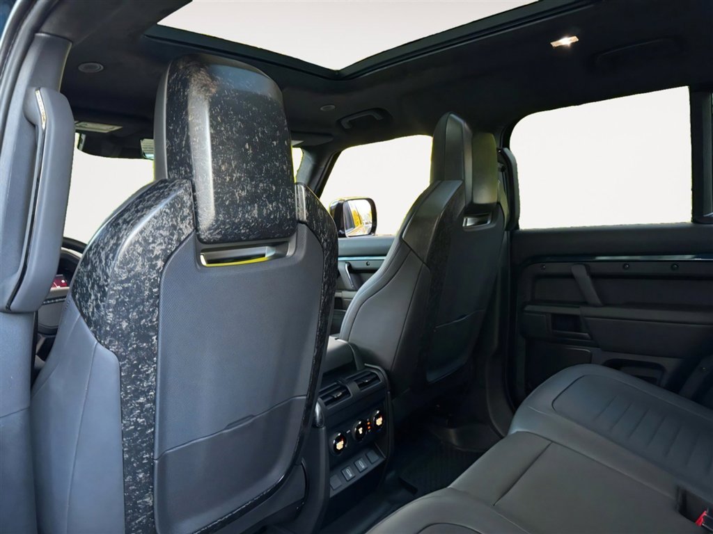 New 2026 Land Rover Defender 110 OCTA image 16