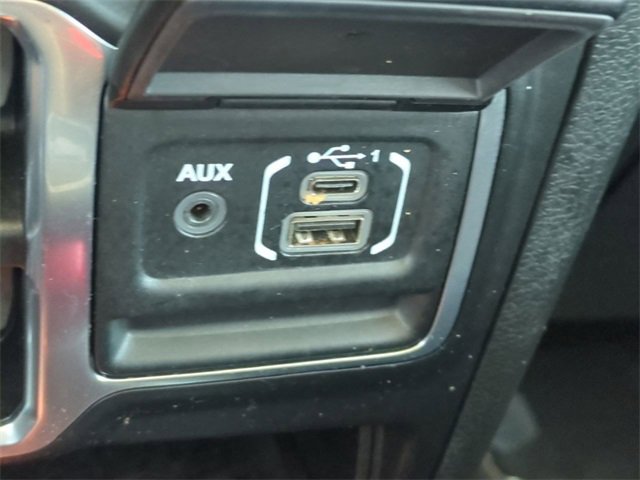 Used 2023 Jeep Wrangler Sport image 21