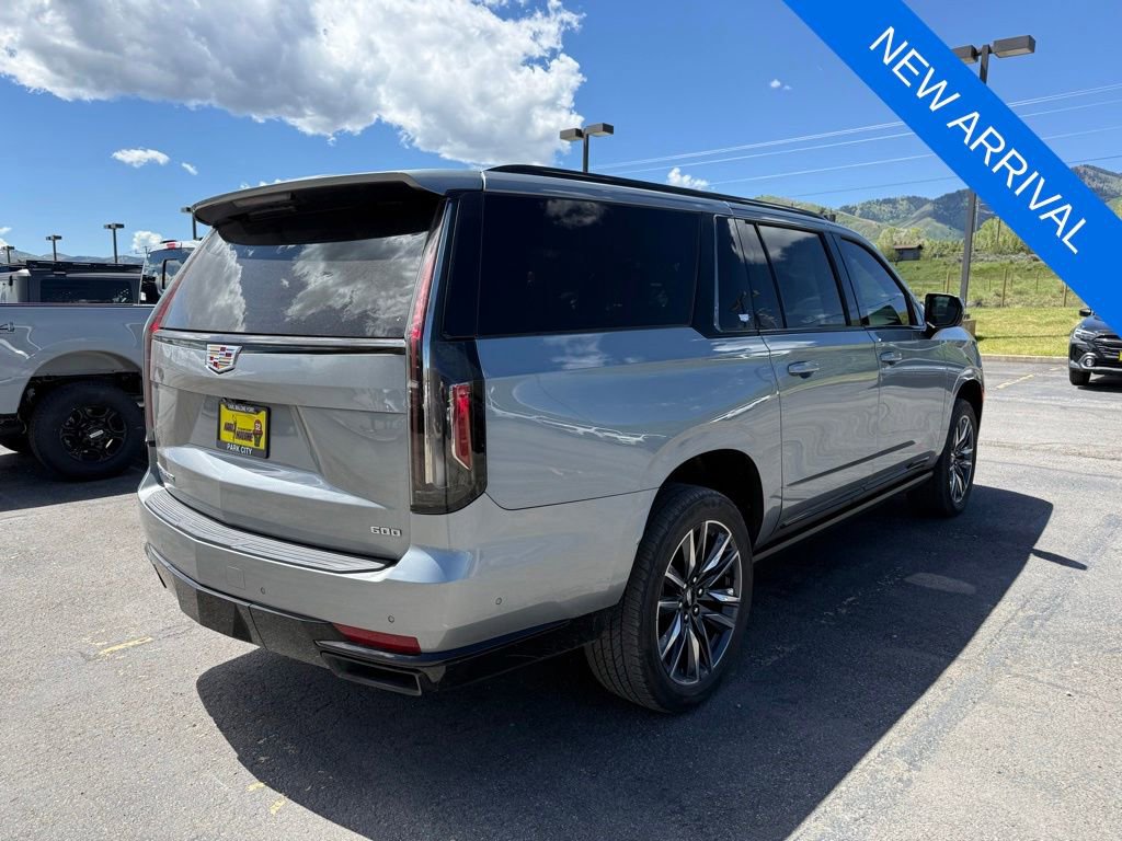 Used 2023 Cadillac Escalade ESV Sport w/ Touring Package AWD/4WD image 7