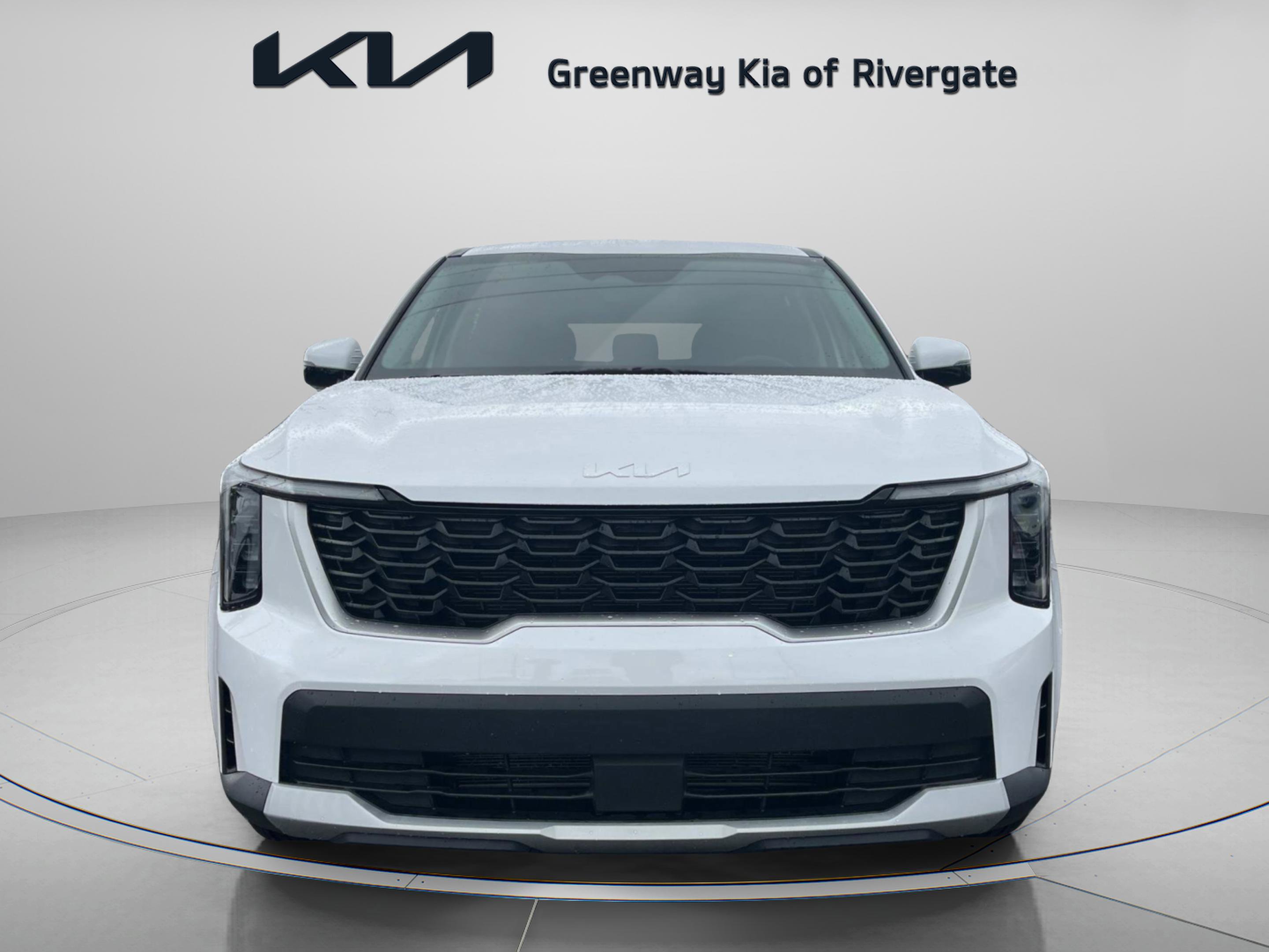 Used 2025 Kia Sorento LX FWD image 2