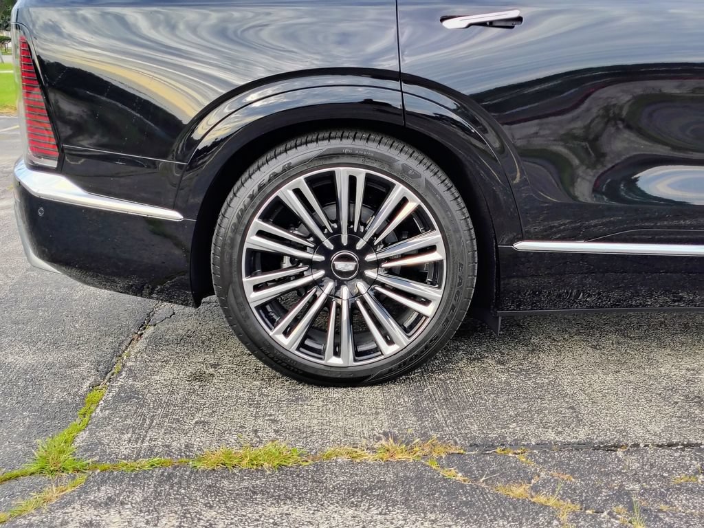 New 2027 Cadillac Vistiq Premium Luxury AWD/4WD image 11