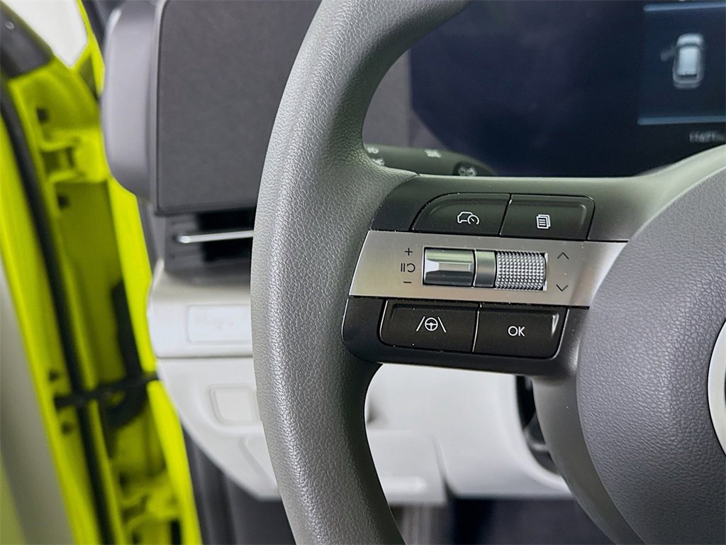 Certified 2025 Hyundai Kona SE image 20