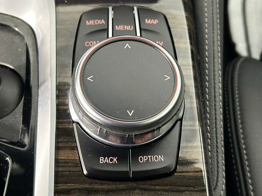 Used 2023 BMW 530i xDrive w/ M Sport Package image 23