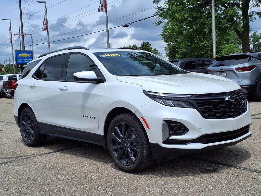 Used 2024 Chevrolet Equinox RS FWD image 3
