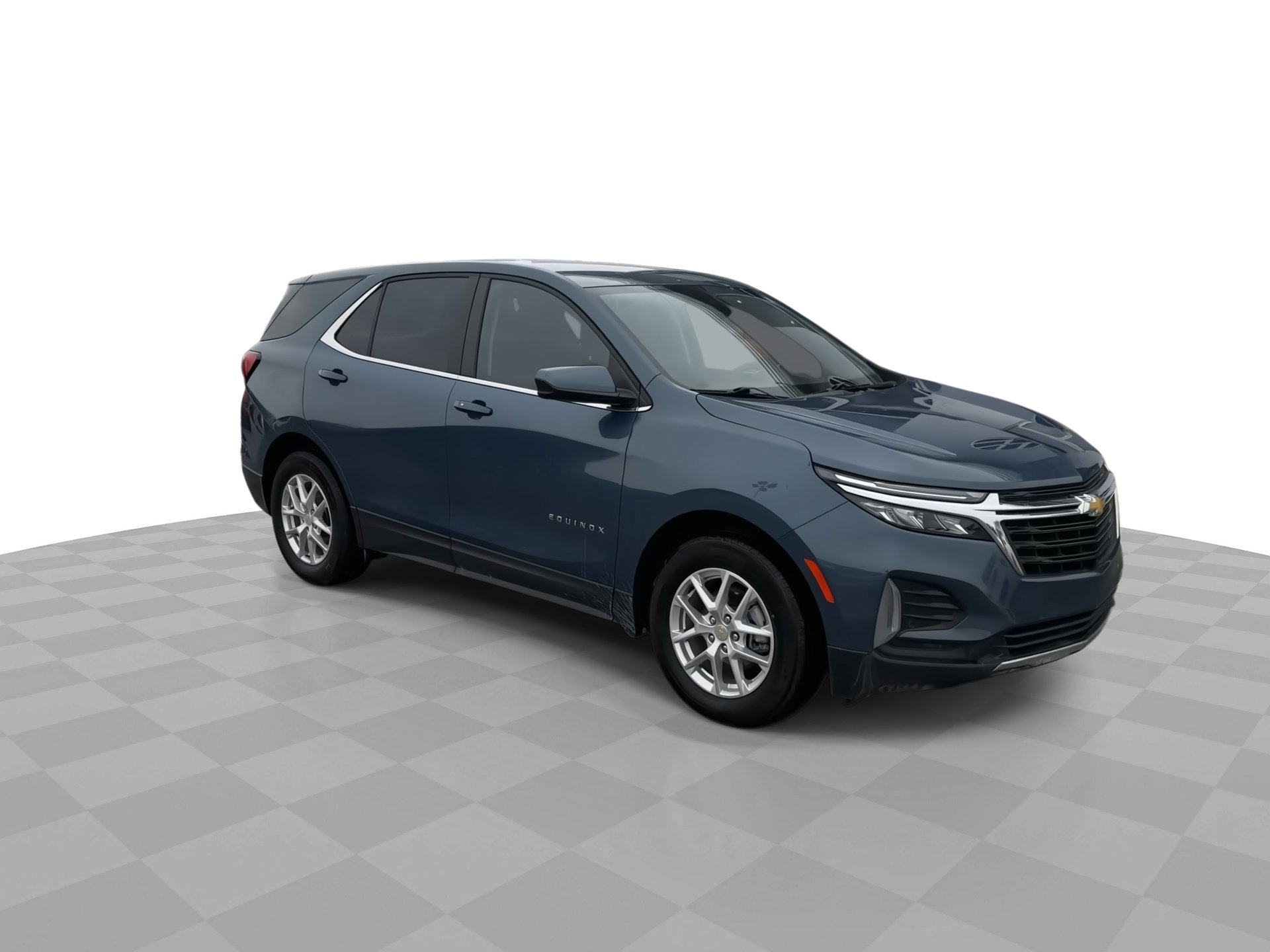 Certified 2024 Chevrolet Equinox LT w/ LPO, Floor Liner Package image 2