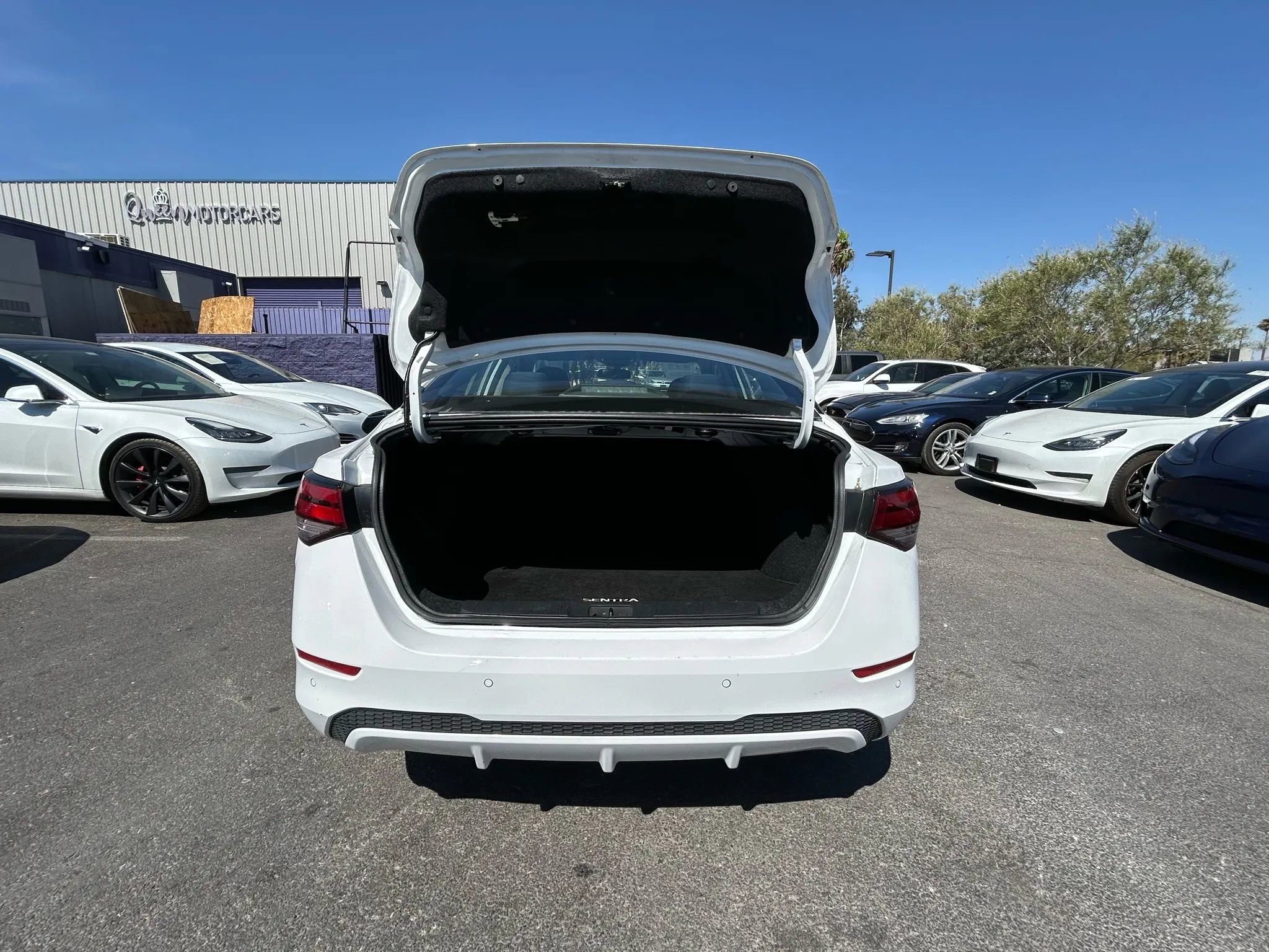 Used 2022 Nissan Sentra SV image 7