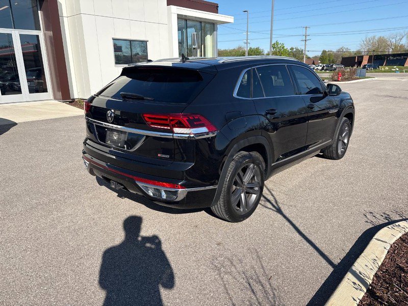 Used 2020 Volkswagen Atlas Cross Sport SEL Premium R-Line image 3