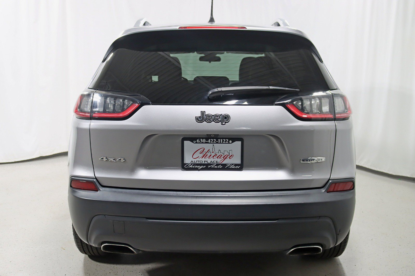 Used 2019 Jeep Cherokee Latitude Plus w/ Cold Weather Group AWD/4WD image 13