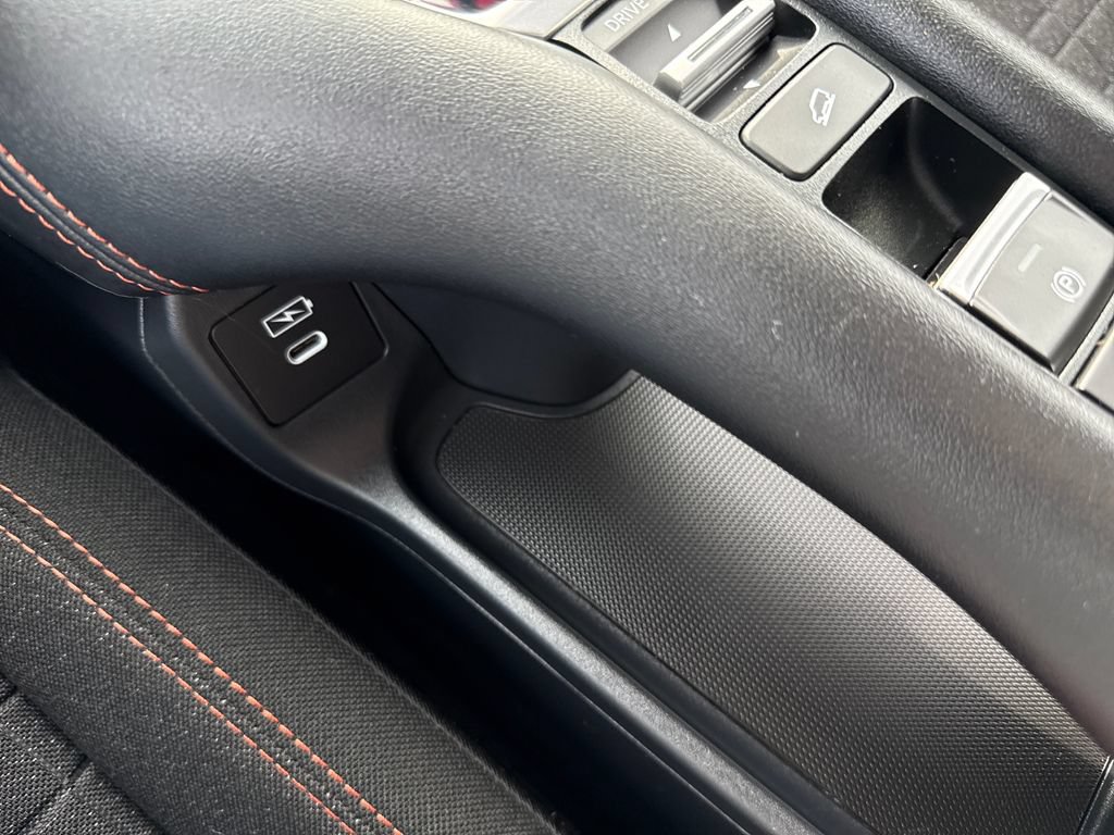 Certified 2025 Honda HR-V Sport image 28