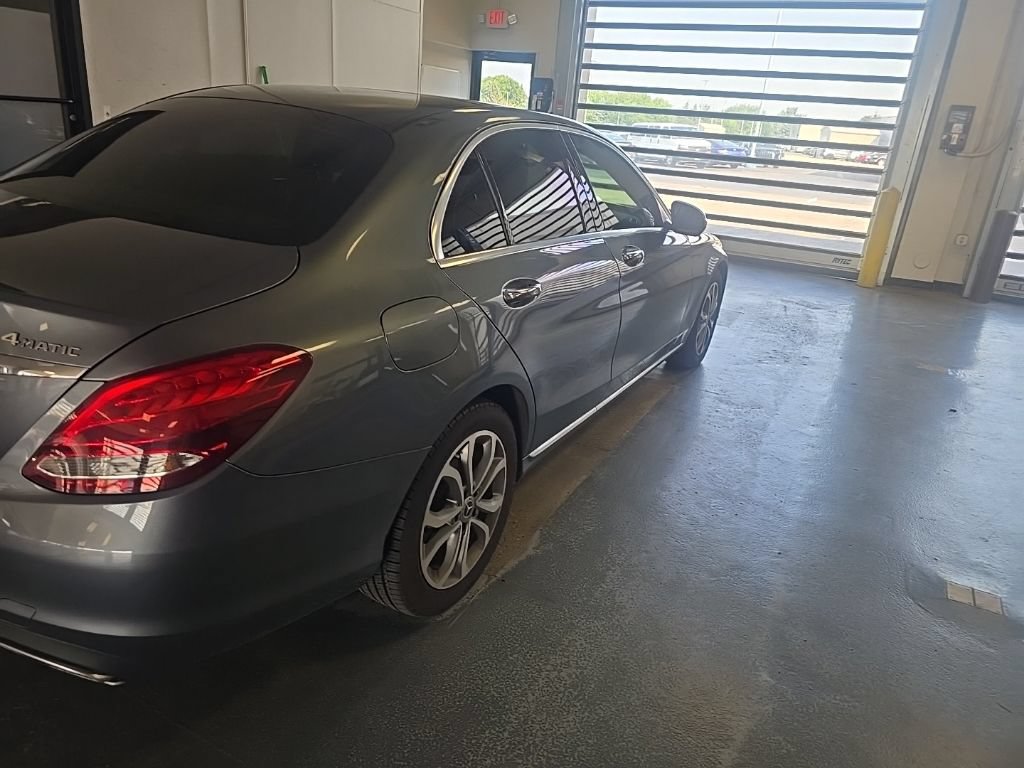 Used 2017 Mercedes-Benz C 300 4MATIC Sedan image 3