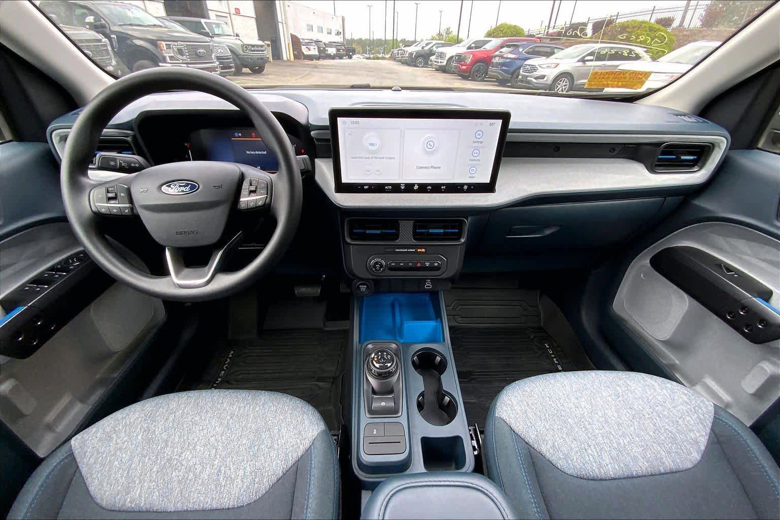 Used 2025 Ford Maverick XLT image 15