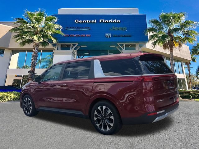 Used 2024 Kia Carnival EX FWD image 7