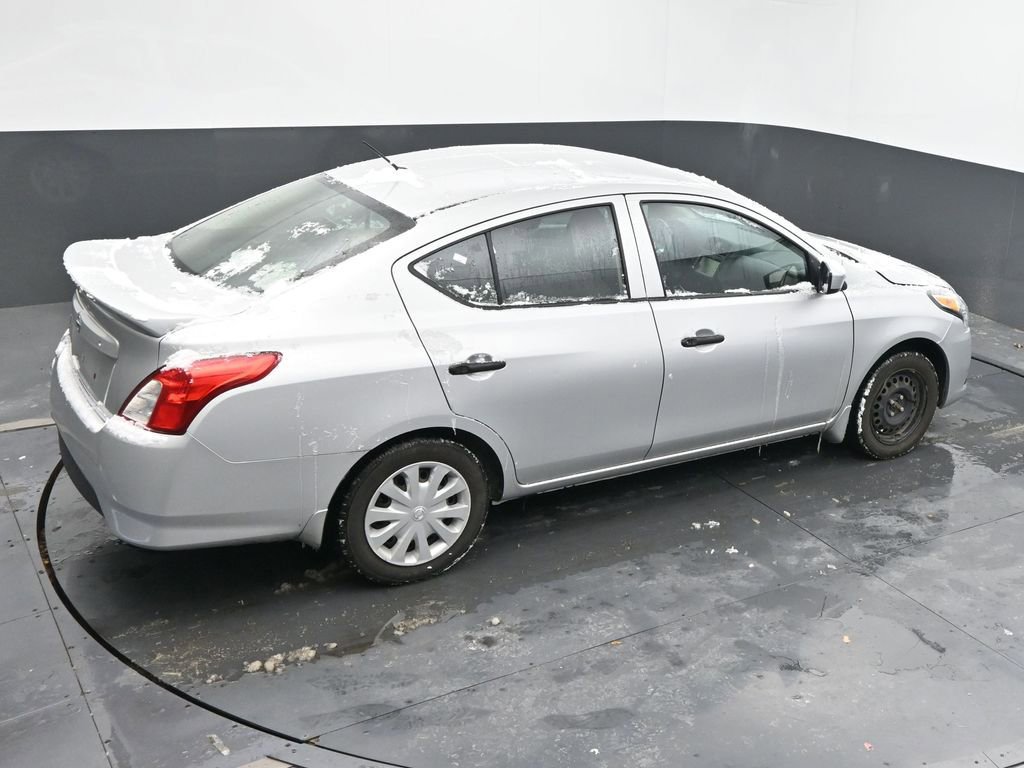 Used 2019 Nissan Versa S Plus image 34