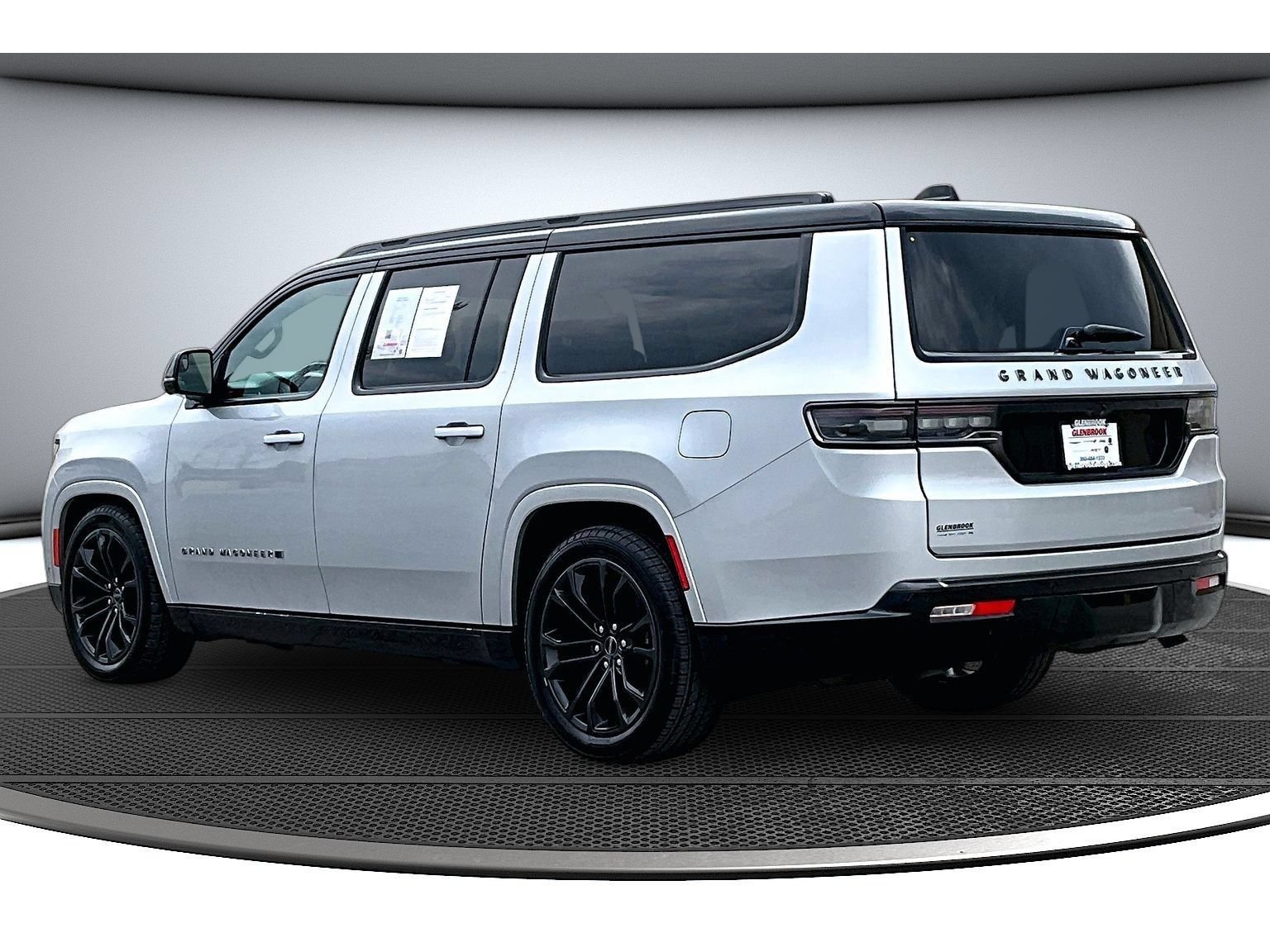 Used 2024 Jeep Grand Wagoneer L Series II w/ Quick Order Packagew 28T AWD/4WD image 19